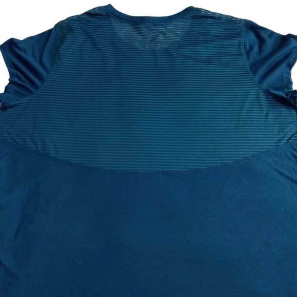 Old Navy Active Go Dry Size XXL Pretty Mesh Back - Picture 3 of 13